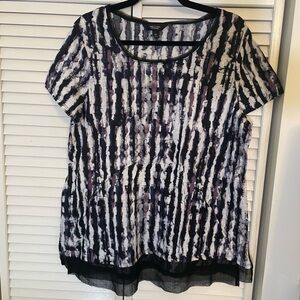 Simply Vera Vera Wang Black and White Graphic Tee